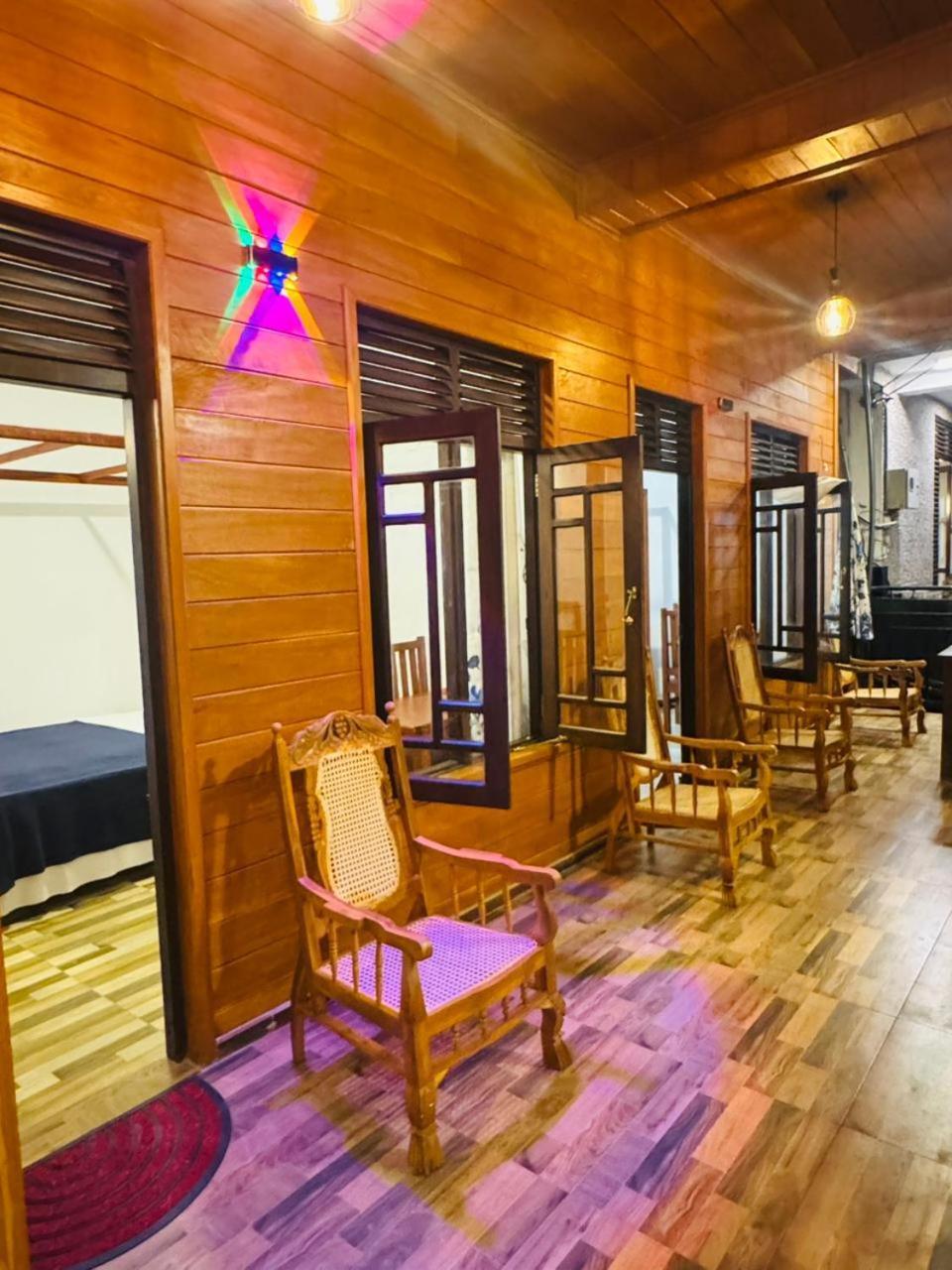 Hotel Sun Mount Adams Peak Nallathanniya Esterno foto