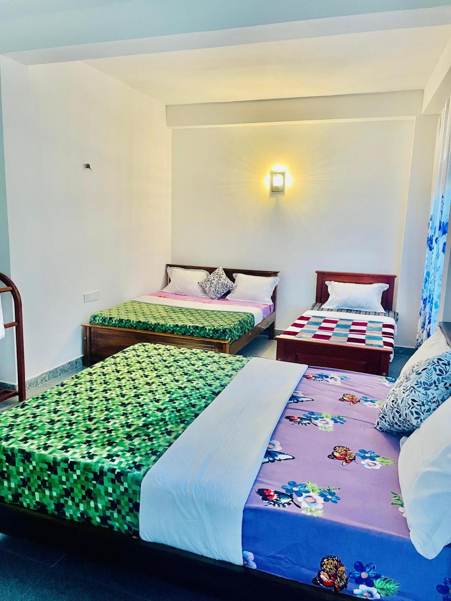 Hotel Sun Mount Adams Peak Nallathanniya Esterno foto